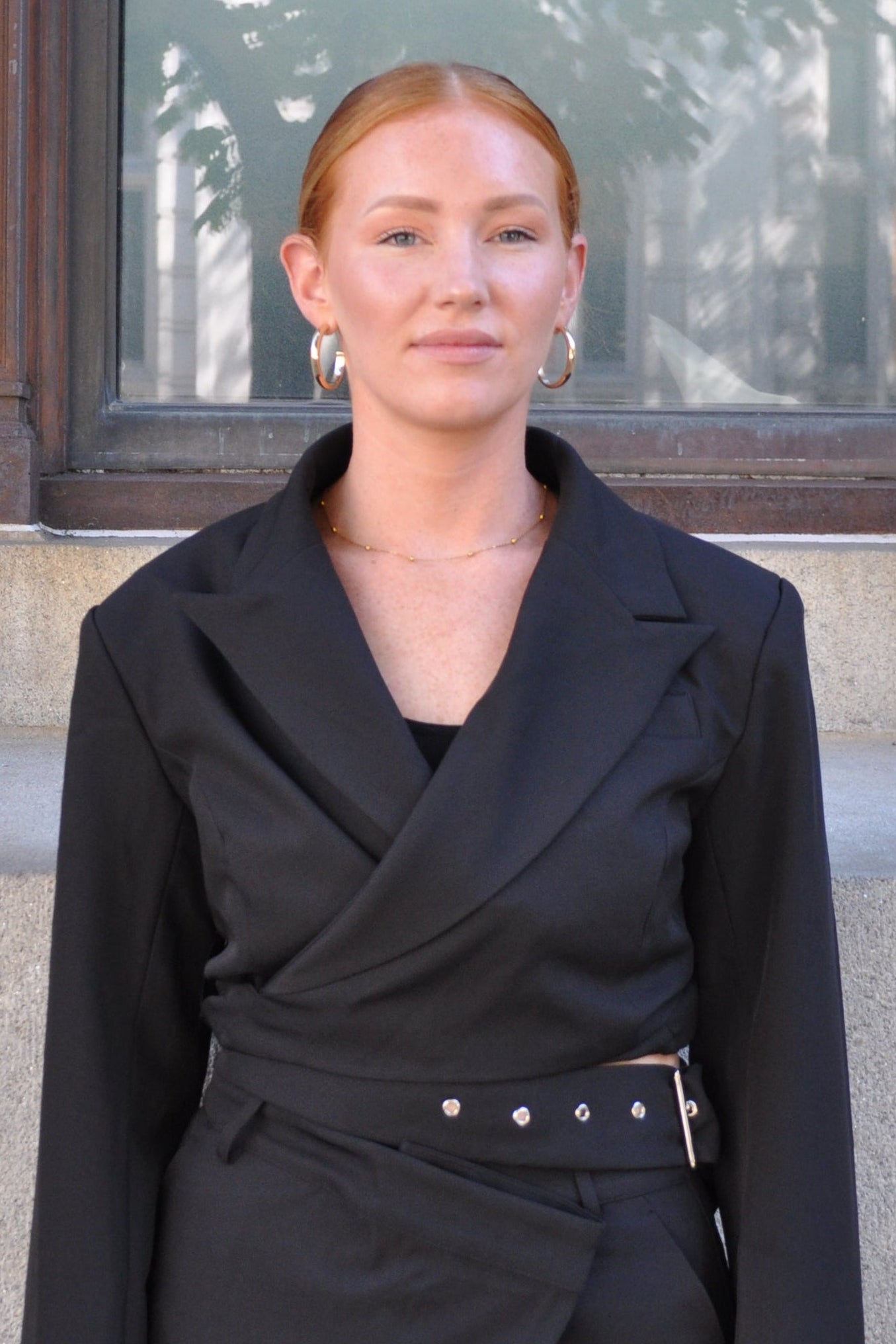 Black Open Back Cropped Blazer (part of a set)